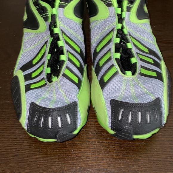 NEW! Adidas Mens track & Field spike shoes size 8 - Picture 4 of 7
